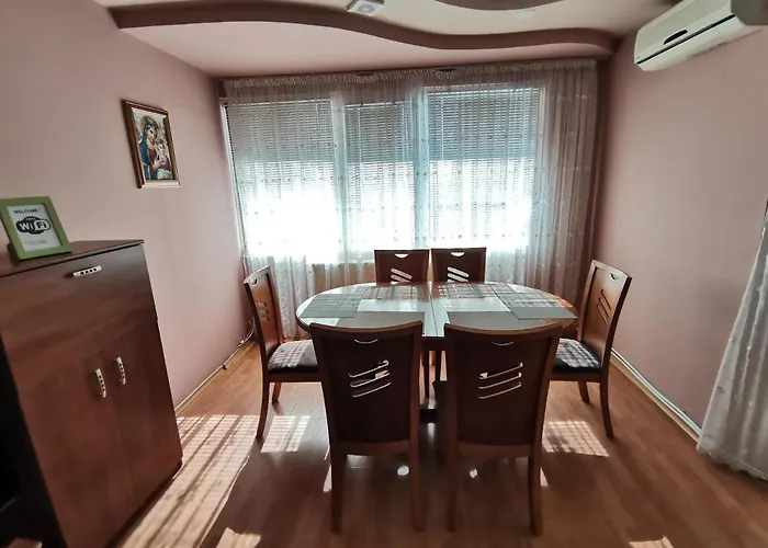 Central Apartment Targovishte